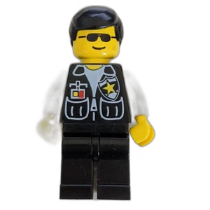 Thumbnail of minifigure cop037