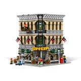 LEGO® Icons Grand Emporium 10211 (1/1) LEGO® Icons Grand Emporium 10211 (1/1)