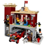 LEGO® Icons La caserne des pompiers du village d'hiver 10263 (4/18) LEGO® Icons La caserne des pompiers du village d'hiver 10263 (4/18)