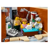 LEGO® Icons Le garage du coin 10264 (10/14) LEGO® Icons Le garage du coin 10264 (10/14)