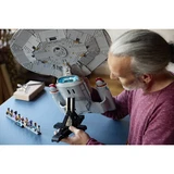 LEGO® Icons Star Trek: U. S.S. Enterprise NCC-1701-D 10356 (15/20)