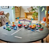 LEGO® DUPLO® F1 Team Rennautos mit Rennfahrern 10445 (10/11) LEGO® DUPLO® F1 Team Rennautos mit Rennfahrern 10445 (10/11)