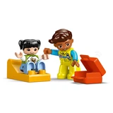 LEGO® DUPLO® Rettungswagen mit Fahrer 10447 (4/9)