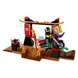 LEGO® Juniors Zanes Verfolgungsjagd mit dem Ninjaboot 10755 (4/9) LEGO® Juniors Zanes Verfolgungsjagd mit dem Ninjaboot 10755 (4/9)