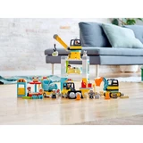 LEGO® DUPLO® Torenkraan & Bouwterrein 10933 (11/14) LEGO® DUPLO® Torenkraan & Bouwterrein 10933 (11/14)