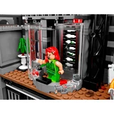 LEGO® DC Comics Super Heroes Batman™: Arkham Asylum Breakout 10937 (3/6) LEGO® DC Comics Super Heroes Batman™: Arkham Asylum Breakout 10937 (3/6)