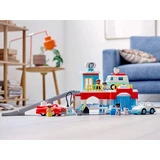 LEGO® DUPLO Parking Garage and Car Wash 10948 (14/16) LEGO® DUPLO Parking Garage and Car Wash 10948 (14/16)