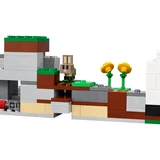 LEGO® Minecraft® The Rabbit Ranch 21181 (4/11)