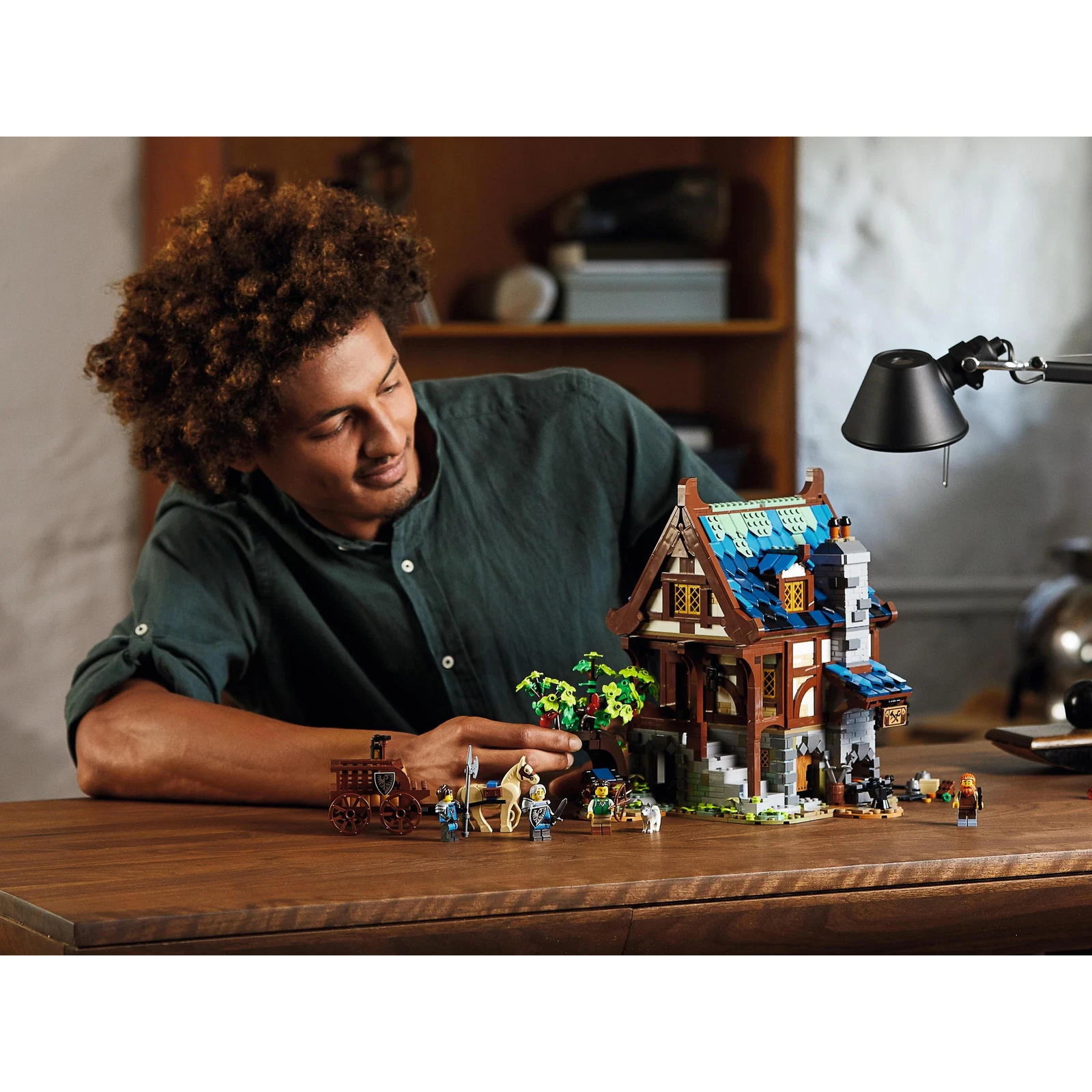 LEGO® Medieval Blacksmith 21325 🇬🇧 Price Comparison