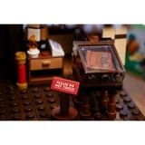 LEGO® Ideas Disney Hocus Pocus: The Sanderson Sisters' Cottage 21341 (21/29)