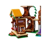 LEGO® Friends Adventure Camp Tree House 41122 (5/17) LEGO® Friends Adventure Camp Tree House 41122 (5/17)