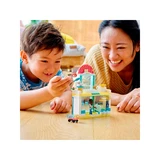 LEGO® Friends Pet Clinic 41695 (11/12) LEGO® Friends Pet Clinic 41695 (11/12)