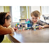 LEGO® Friends La remorque du concours hippique 41722 (10/11) LEGO® Friends La remorque du concours hippique 41722 (10/11)