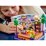 LEGO® Friends Heartlake City Gemeinschaftsküche 41747 (10/11) LEGO® Friends Heartlake City Gemeinschaftsküche 41747 (10/11)