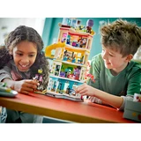 LEGO® Friends Le centre collectif de Heartlake City 41748 (11/11) LEGO® Friends Le centre collectif de Heartlake City 41748 (11/11)