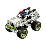 LEGO® Technic Polizei-Interceptor 42047 (2/3)