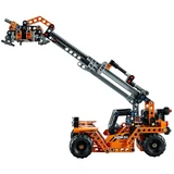 LEGO® Technic Container Yard 42062 (3/7) LEGO® Technic Container Yard 42062 (3/7)