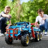 LEGO® Technic Allrad-Abschleppwagen 42070 (5/6)