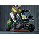 LEGO® Technic Le camion forestier 42080 (19/23)