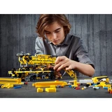 LEGO® Technic Compact Crawler Crane 42097 (13/15)
