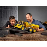 LEGO® Technic 6x6 Volvo Articulated Hauler 42114 (12/17) LEGO® Technic 6x6 Volvo Articulated Hauler 42114 (12/17)