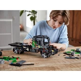 LEGO® Technic 4x4 Mercedes-Benz Zetros Trial Truck 42129 (13/19) LEGO® Technic 4x4 Mercedes-Benz Zetros Trial Truck 42129 (13/19)