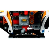 LEGO® Technic Terreinwagen 42139 (8/11) LEGO® Technic Terreinwagen 42139 (8/11)