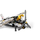 LEGO® Technic Propellerflugzeug 42198 (4/9) LEGO® Technic Propellerflugzeug 42198 (4/9)
