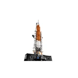 LEGO® Technic NASA Artemis SLS-Schwerlastrakete 42221 (3/12)