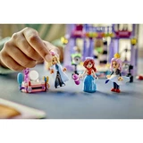 LEGO® Friends Modeschau in Heartlake City 42685 (8/11) LEGO® Friends Modeschau in Heartlake City 42685 (8/11)