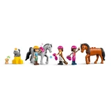LEGO® Friends Paardenstal en manege 42688 (6/11) LEGO® Friends Paardenstal en manege 42688 (6/11)