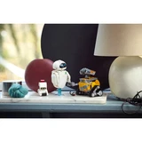LEGO® Disney™ WALL-E and EVE 43279 (10/16) LEGO® Disney™ WALL-E and EVE 43279 (10/16)