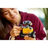 LEGO® Disney™ WALL-E and EVE 43279 (9/16) LEGO® Disney™ WALL-E and EVE 43279 (9/16)