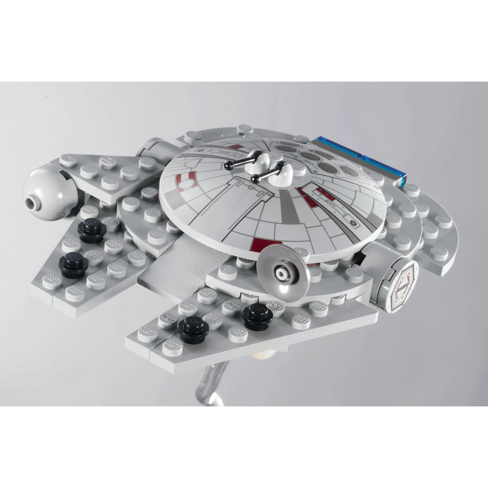 LEGO® Star Wars™ Millennium Falcon 4488 (1/1) LEGO® Star Wars™ Millennium Falcon 4488 (1/1)