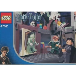 Professor Lupin's Classroom 4752