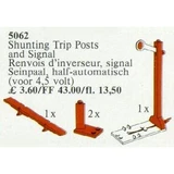 LEGO® Service Packs Shunting Trip Posts and Signal 4.5V 5062 (1/1) LEGO® Service Packs Shunting Trip Posts and Signal 4.5V 5062 (1/1)