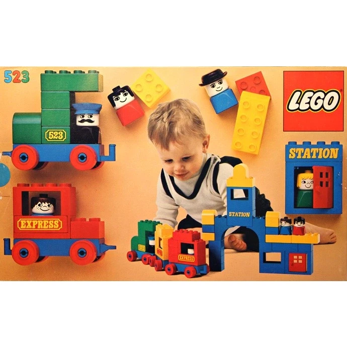 LEGO® DUPLO Train and Station 523 (1/1) LEGO® DUPLO Train and Station 523 (1/1)