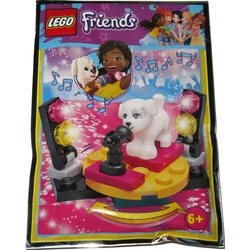 Performing dog 562101