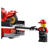 LEGO® City Racing Bike Transporter 60084 (4/7)