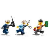 LEGO® City Abschleppwagen auf Abwegen 60137 (7/12) LEGO® City Abschleppwagen auf Abwegen 60137 (7/12)