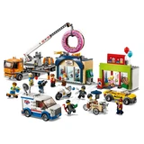 LEGO® City Donut Shop Opening 60233 (3/13) LEGO® City Donut Shop Opening 60233 (3/13)