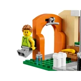 LEGO® City Shopping Street 60306 (7/13)