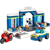 LEGO® City La course-poursuite au poste de police 60370 (2/10)