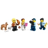LEGO® City La course-poursuite au poste de police 60370 (7/10)