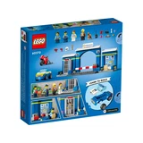 LEGO® City La course-poursuite au poste de police 60370 (8/10)