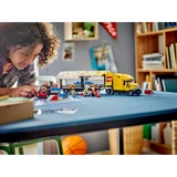 LEGO® City Yellow Delivery Truck 60440 (8/11)