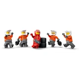 LEGO® City F1 Pit Stop & Pit Crew with Ferrari Car 60443 (6/7) LEGO® City F1 Pit Stop & Pit Crew with Ferrari Car 60443 (6/7)