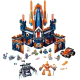 LEGO® Nexo Knights Schloss Knighton 70357 (2/7) LEGO® Nexo Knights Schloss Knighton 70357 (2/7)