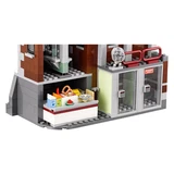 LEGO® The LEGO Batman Movie Arkham Asylum 70912 (5/24)