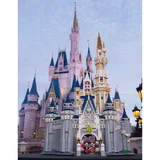 LEGO® Disney™ The Disney Castle 71040 (15/17)